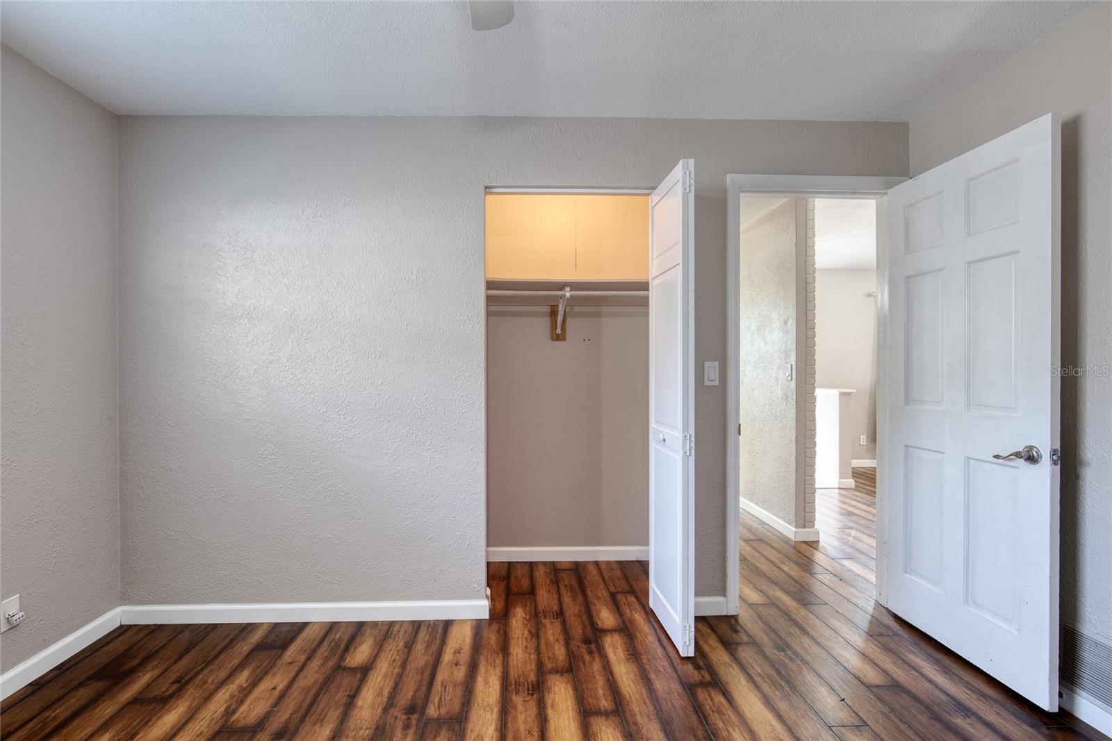 RIVOCHAN - Residential