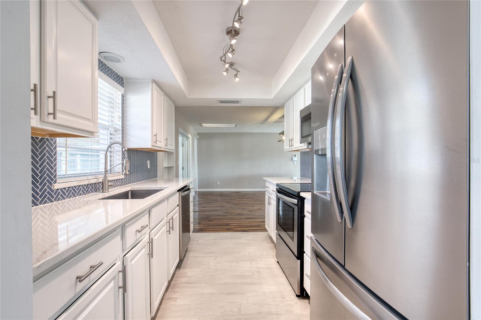 RIVOCHAN - Residential