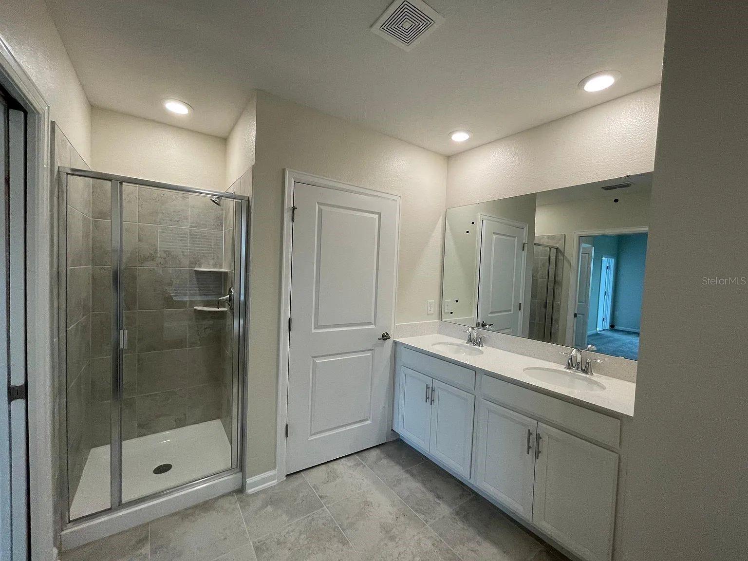 CHAMPIONSGATE CONDO PH 5 - Residential