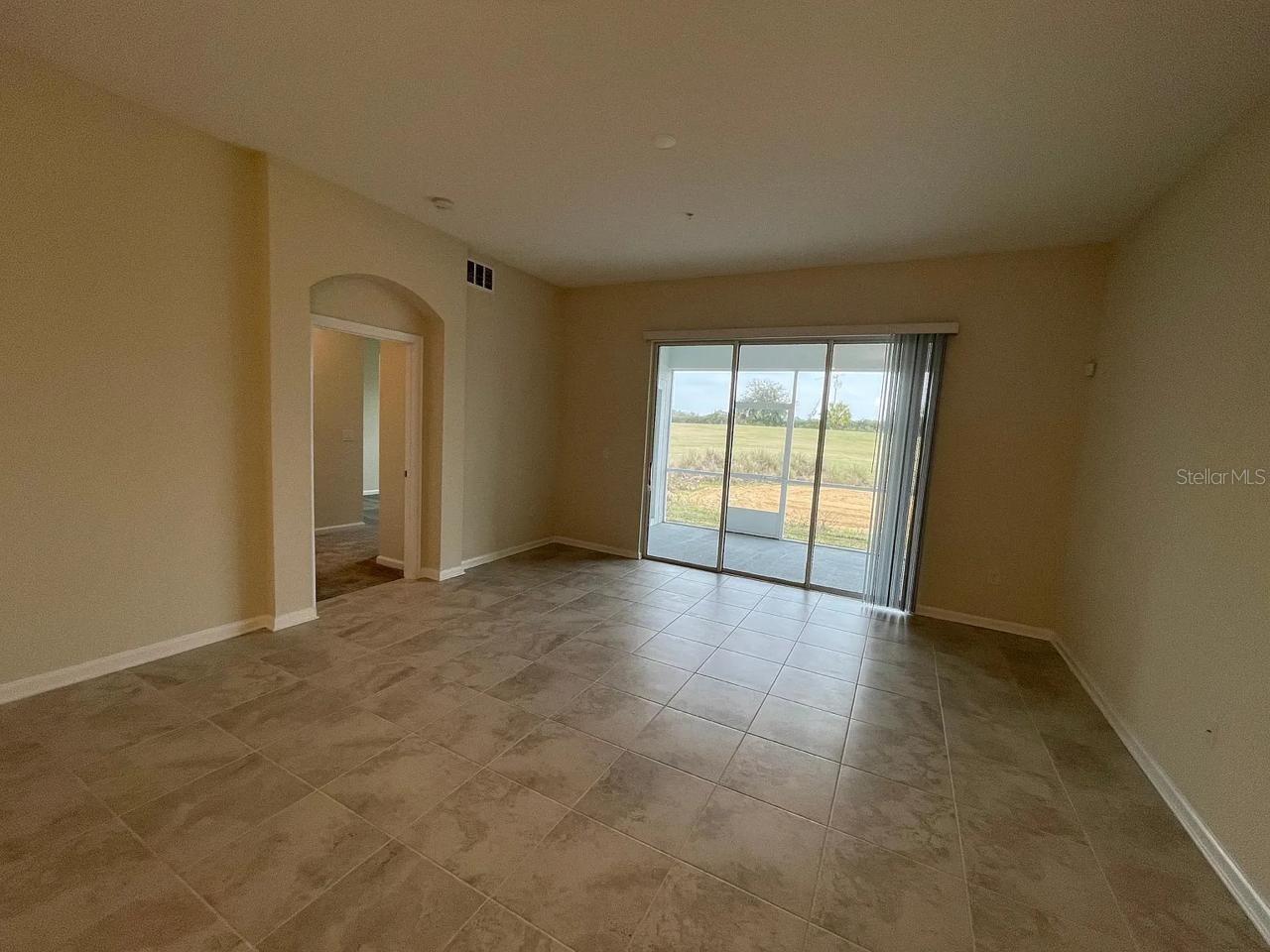 CHAMPIONSGATE CONDO PH 5 - Residential