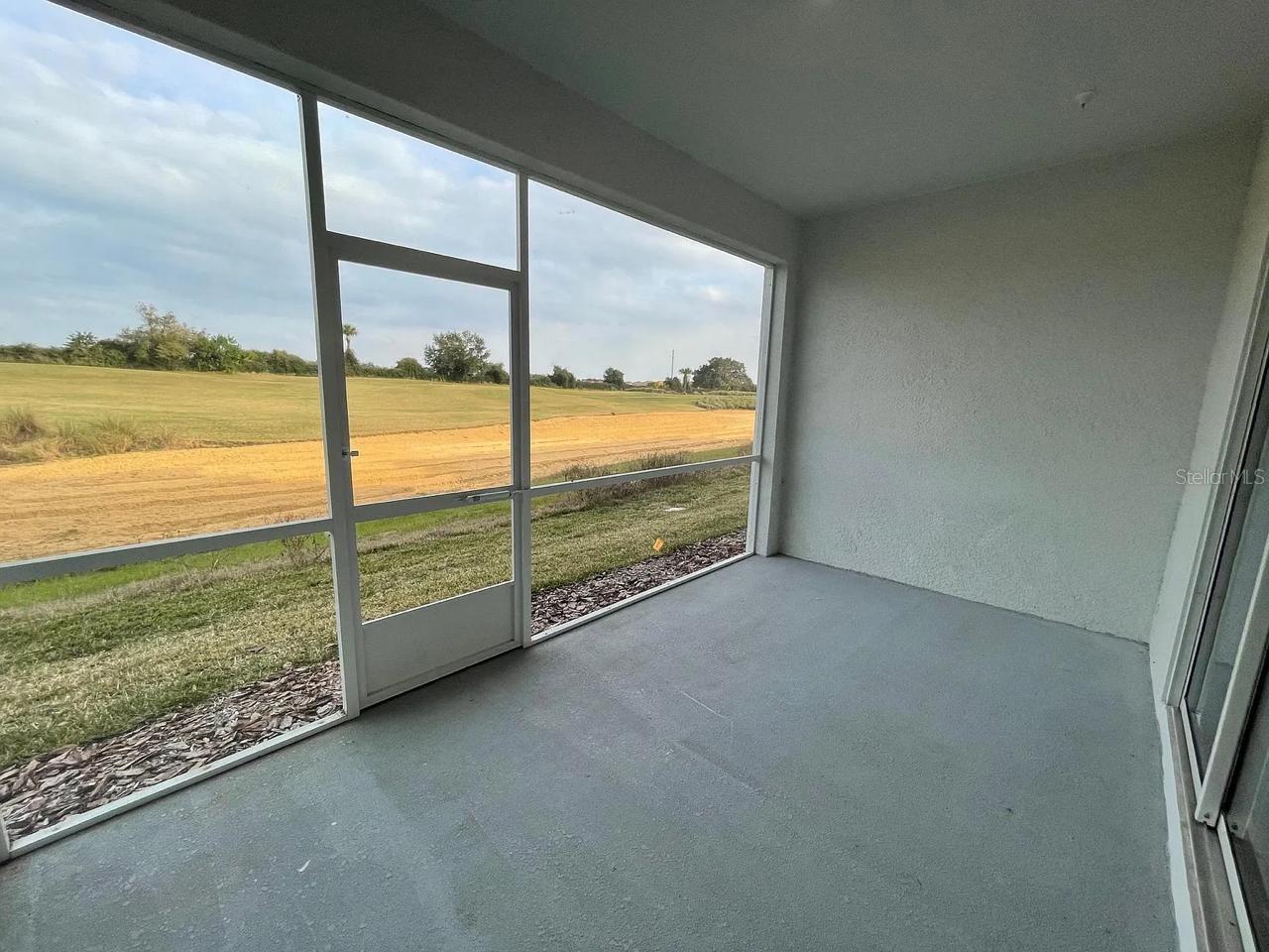 CHAMPIONSGATE CONDO PH 5 - Residential