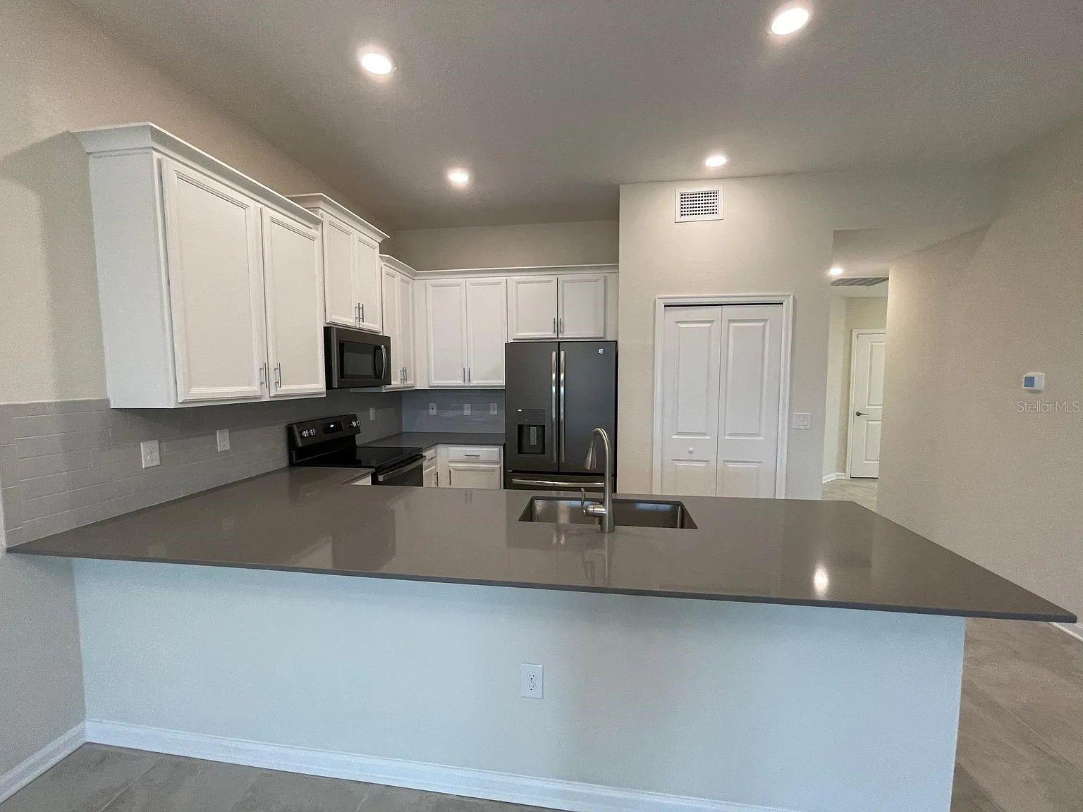 CHAMPIONSGATE CONDO PH 5 - Residential