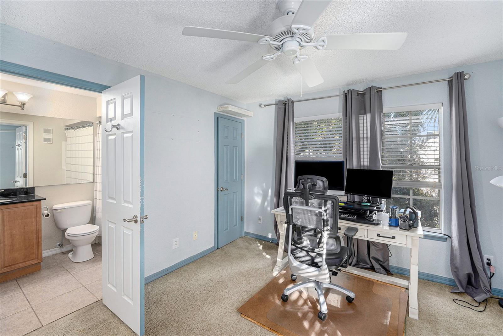 BENTLEY AT COBBS LANDING CONDO THE - Residential