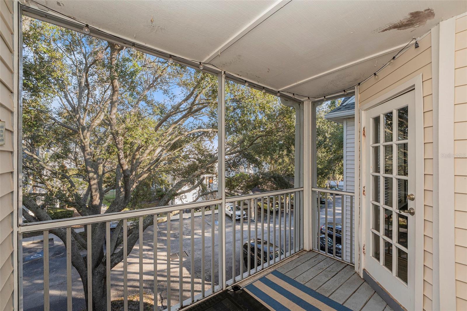 BENTLEY AT COBBS LANDING CONDO THE - Residential