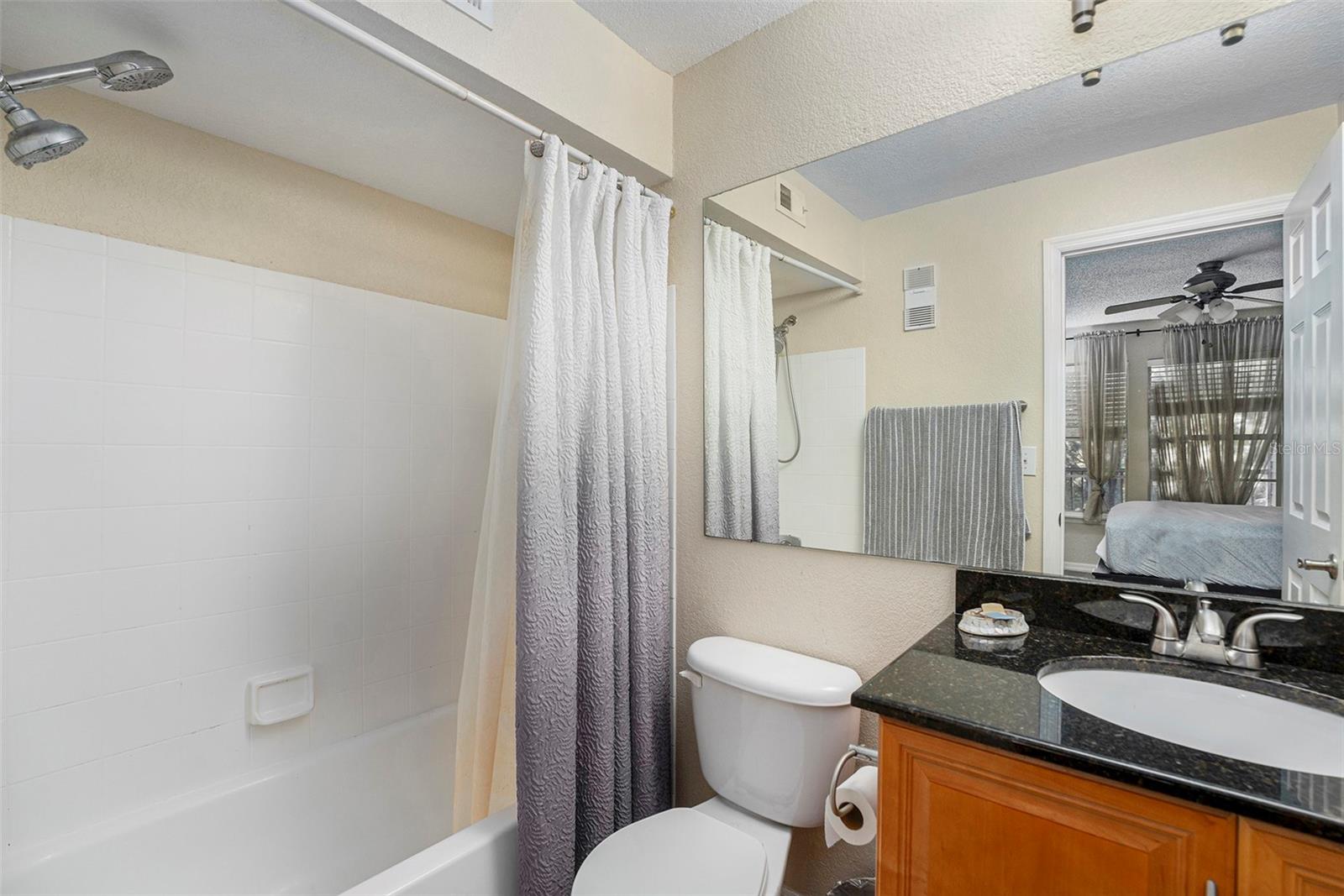 BENTLEY AT COBBS LANDING CONDO THE - Residential