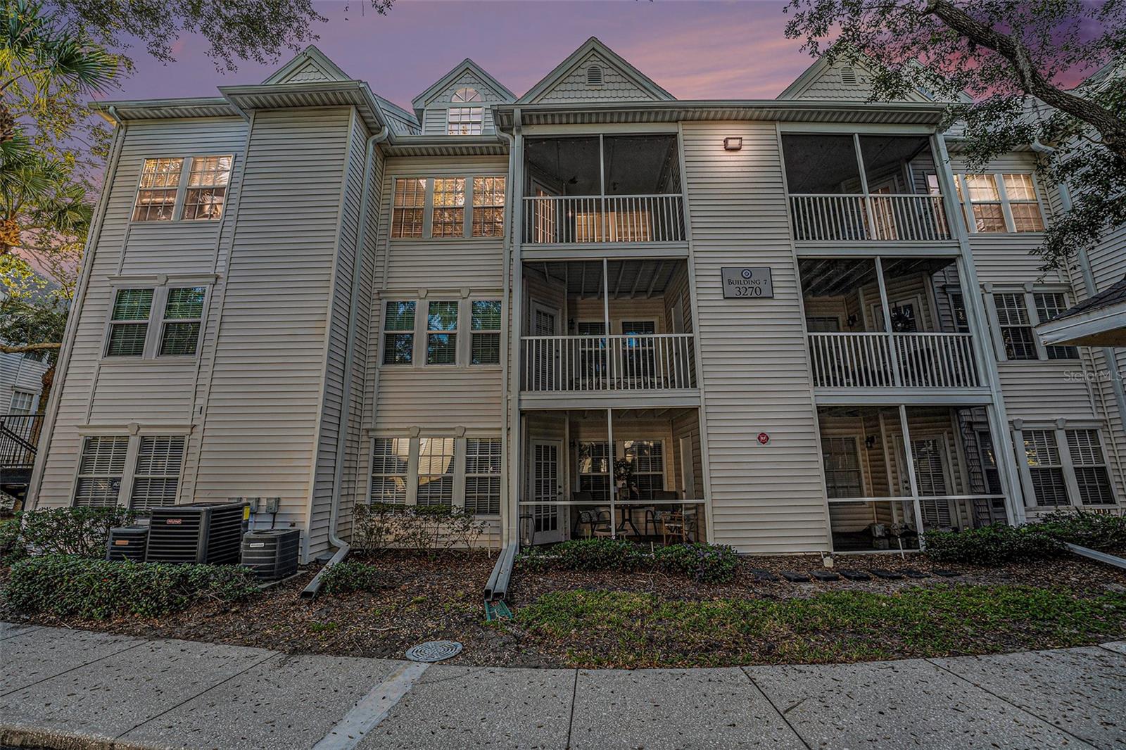 BENTLEY AT COBBS LANDING CONDO THE - Residential