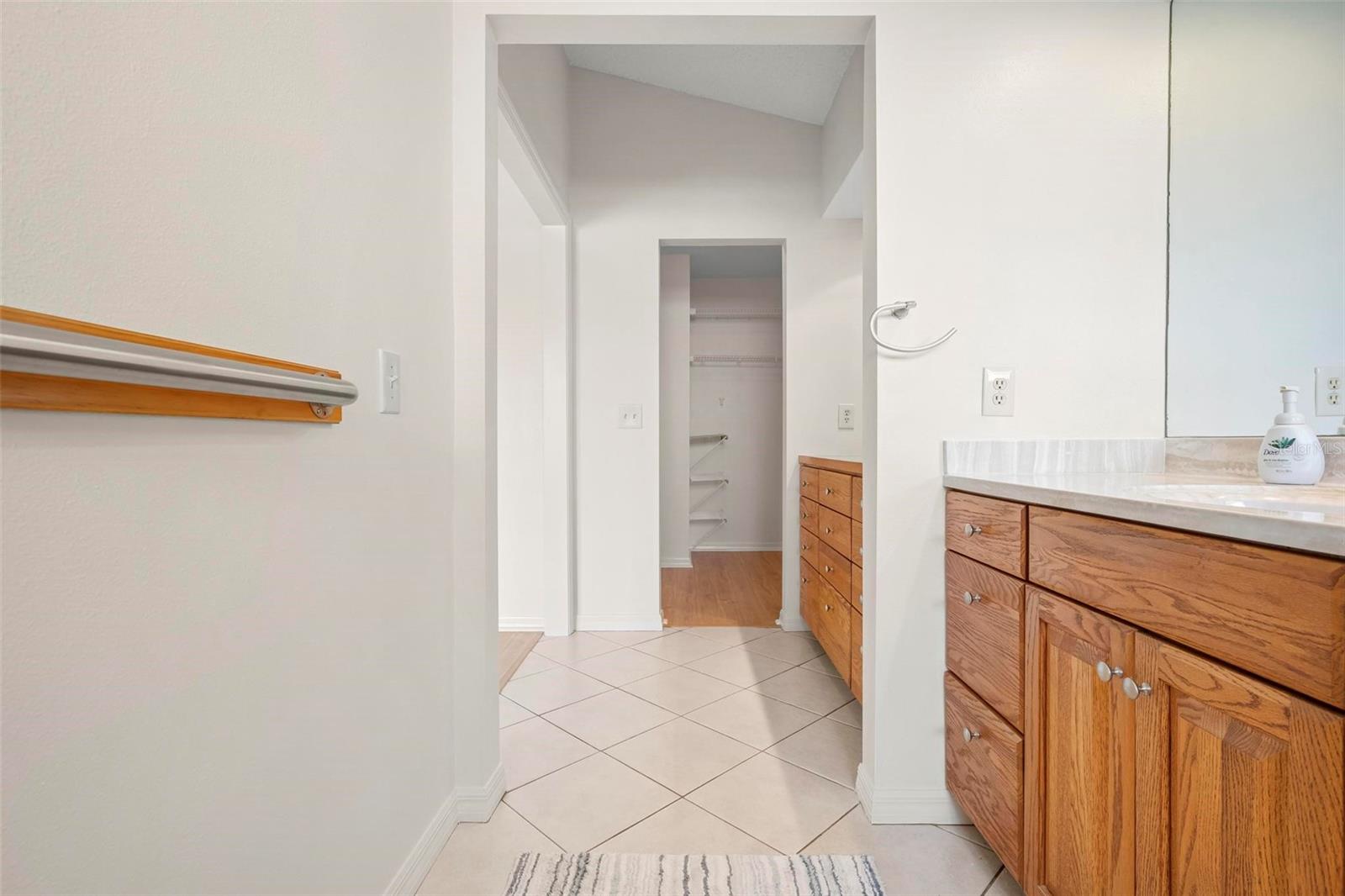 HARRINGTON LAKE - Residential Lease