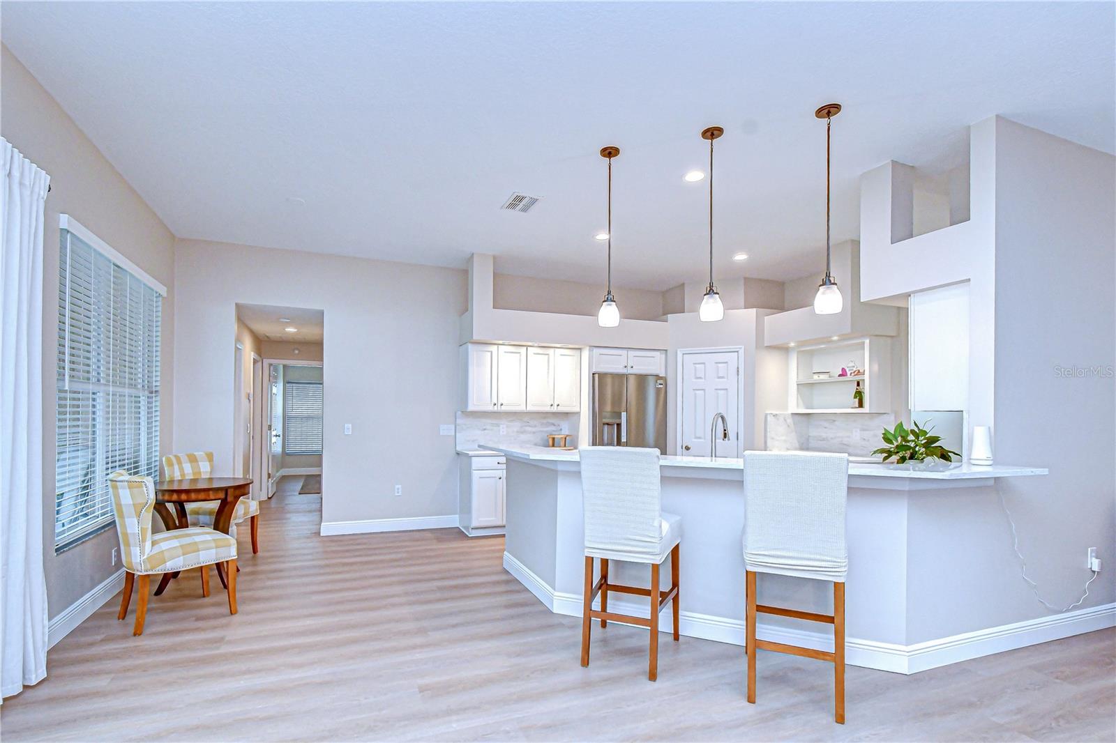 COLONIAL OAKS - Residential