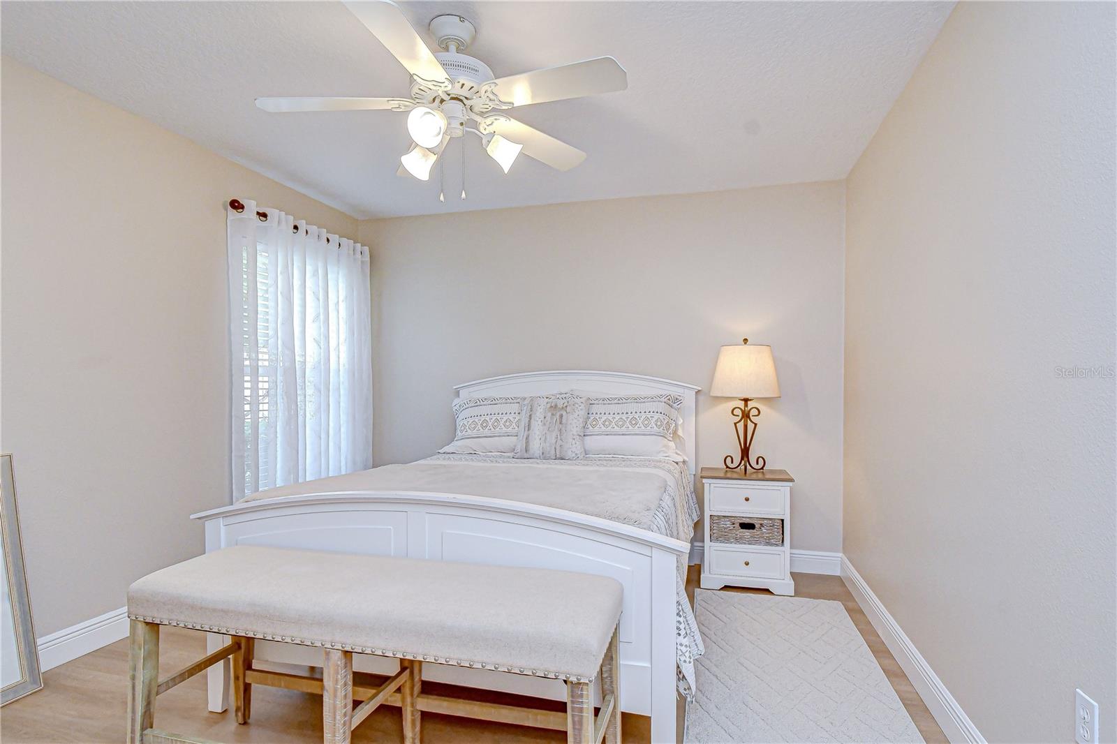 COLONIAL OAKS - Residential