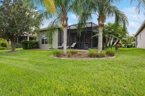 A home in WIMAUMA