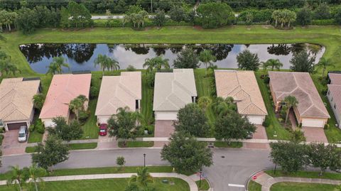 A home in WIMAUMA