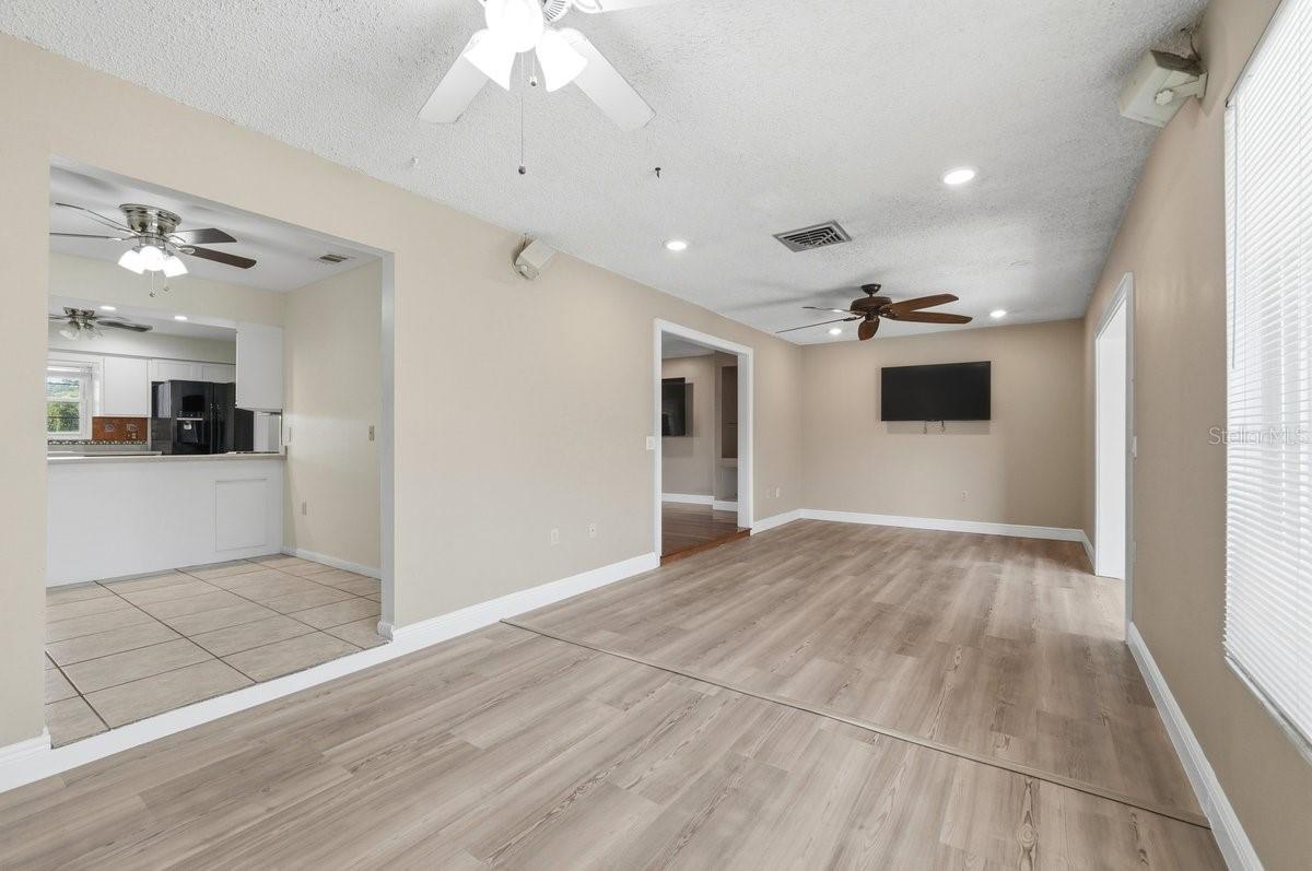KEYSTONE MANOR - Residential