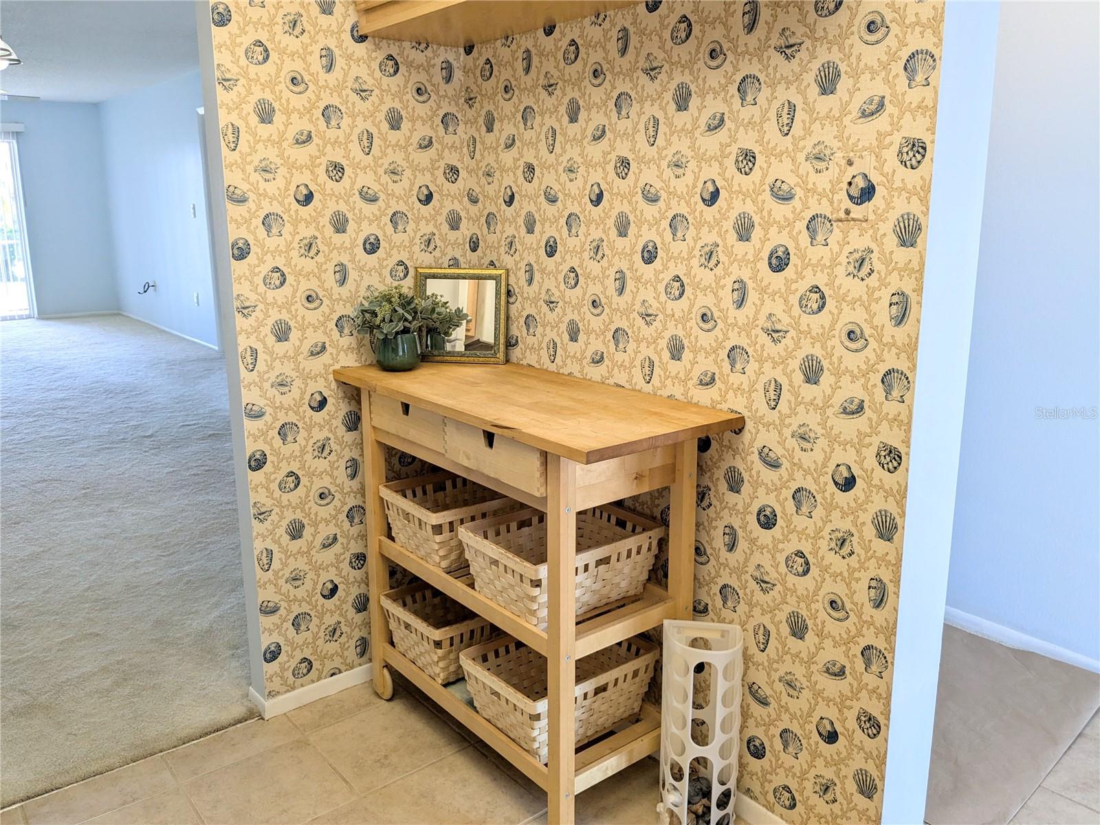 BAYSHORE ON THE LAKE APTS II SEC 1 - Residential Lease