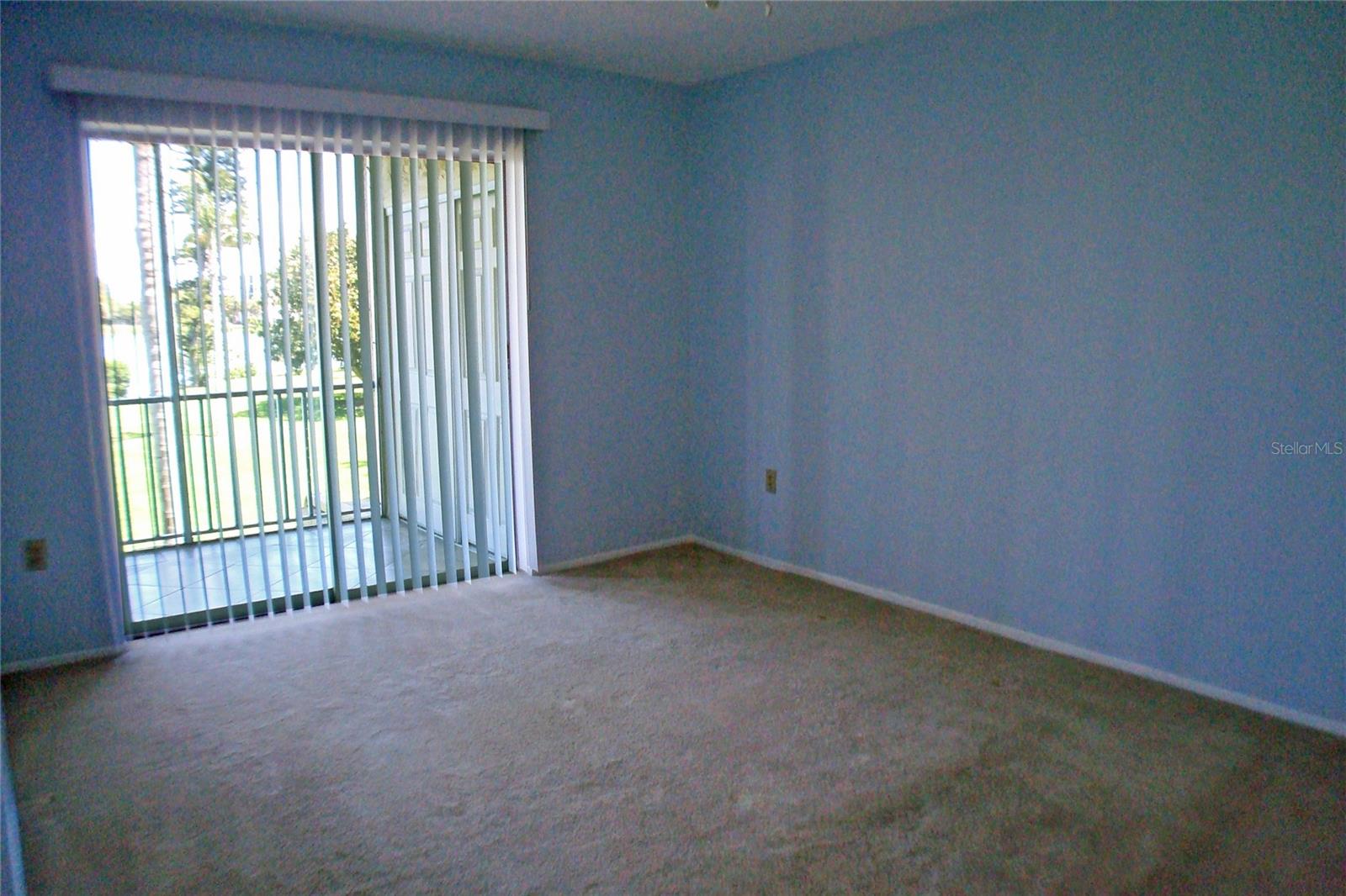 BAYSHORE ON THE LAKE APTS II SEC 1 - Residential Lease