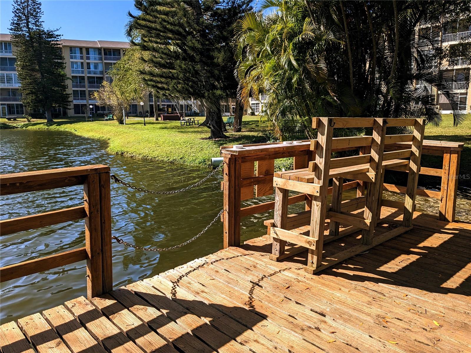 BAYSHORE ON THE LAKE APTS II SEC 1 - Residential Lease