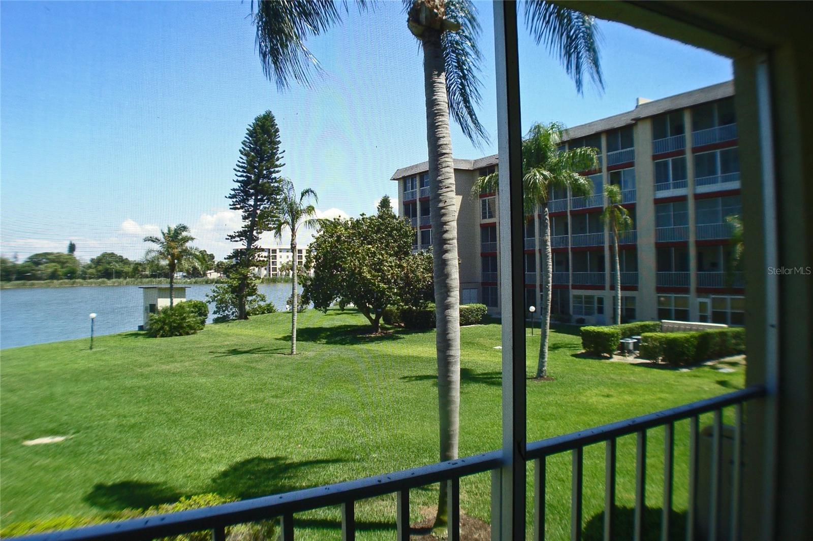 BAYSHORE ON THE LAKE APTS II SEC 1 - Residential Lease