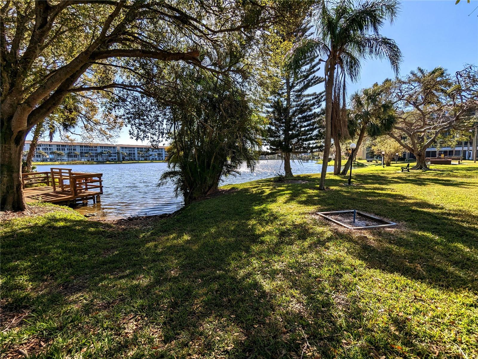 BAYSHORE ON THE LAKE APTS II SEC 1 - Residential Lease