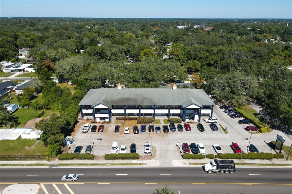 TAMPAS NORTH SIDE COUNTRY CLU - Commercial Sale
