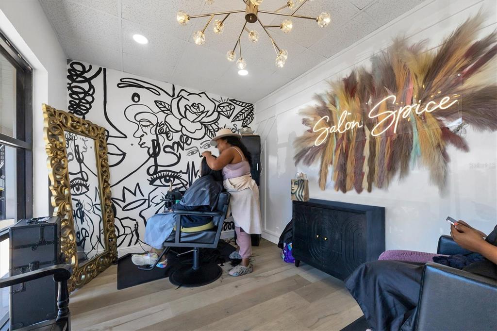 TAMPAS NORTH SIDE COUNTRY CLU - Commercial Sale