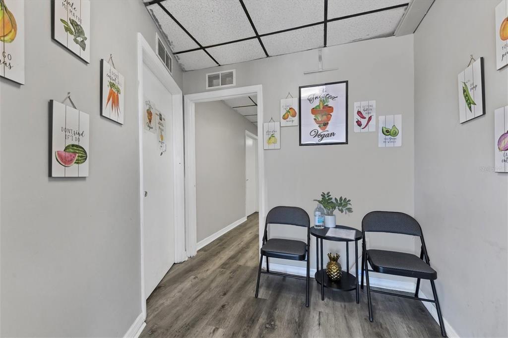 TAMPAS NORTH SIDE COUNTRY CLU - Commercial Sale