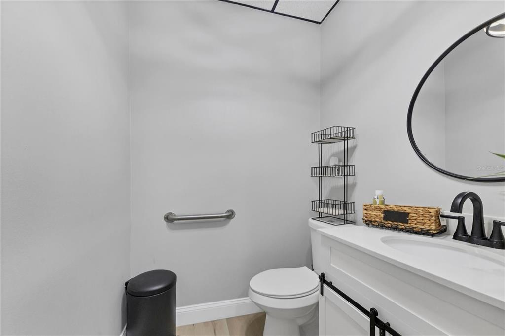 TAMPAS NORTH SIDE COUNTRY CLU - Commercial Sale