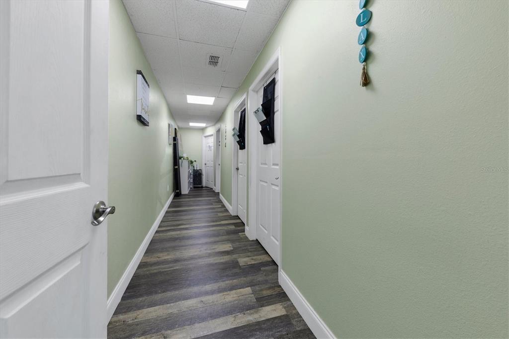 TAMPAS NORTH SIDE COUNTRY CLU - Commercial Sale