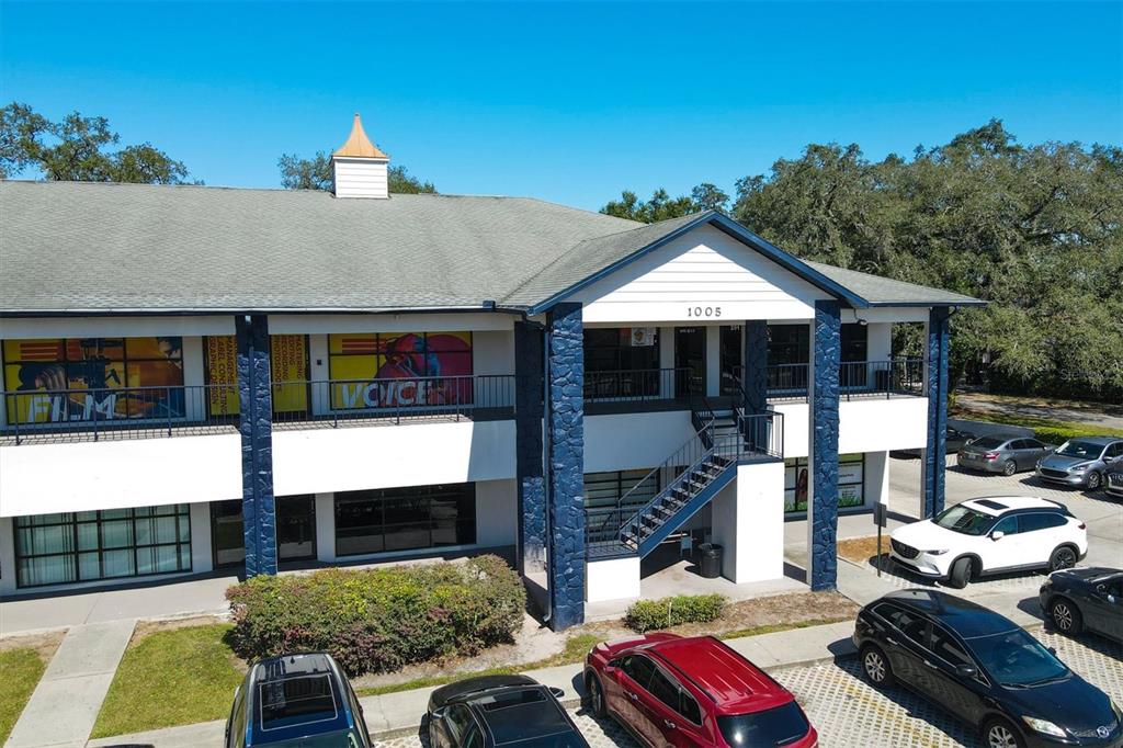 TAMPAS NORTH SIDE COUNTRY CLU - Commercial Sale