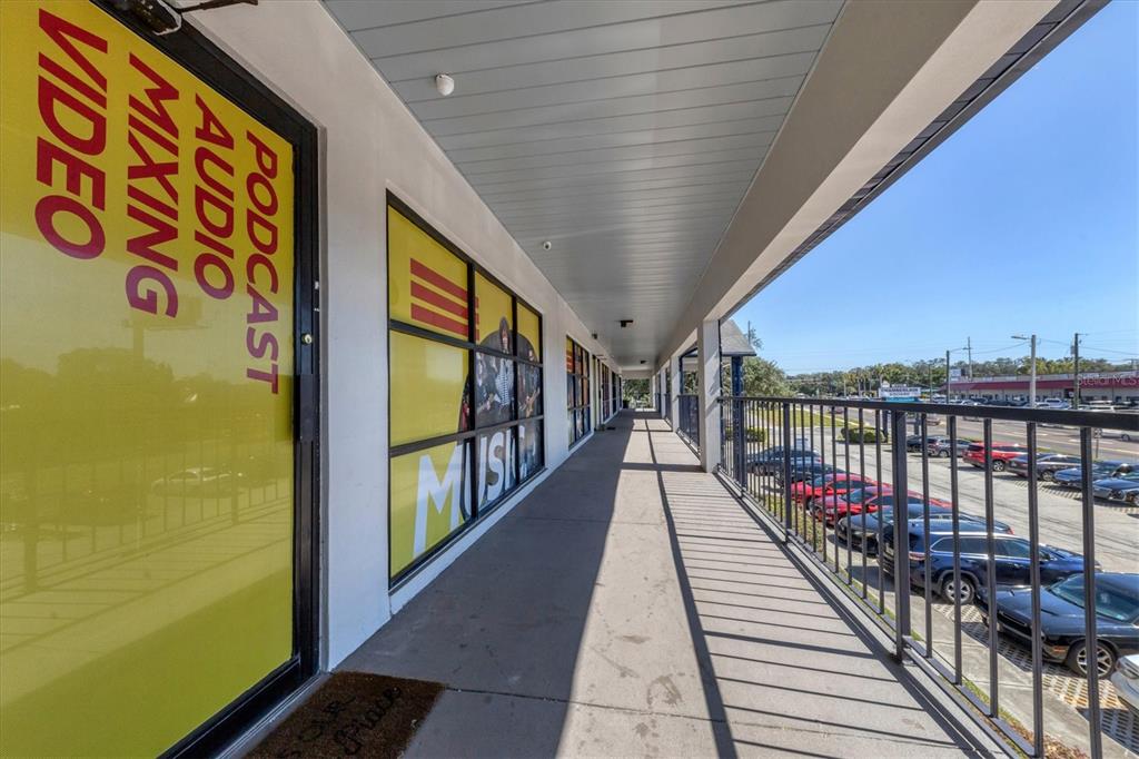 TAMPAS NORTH SIDE COUNTRY CLU - Commercial Sale