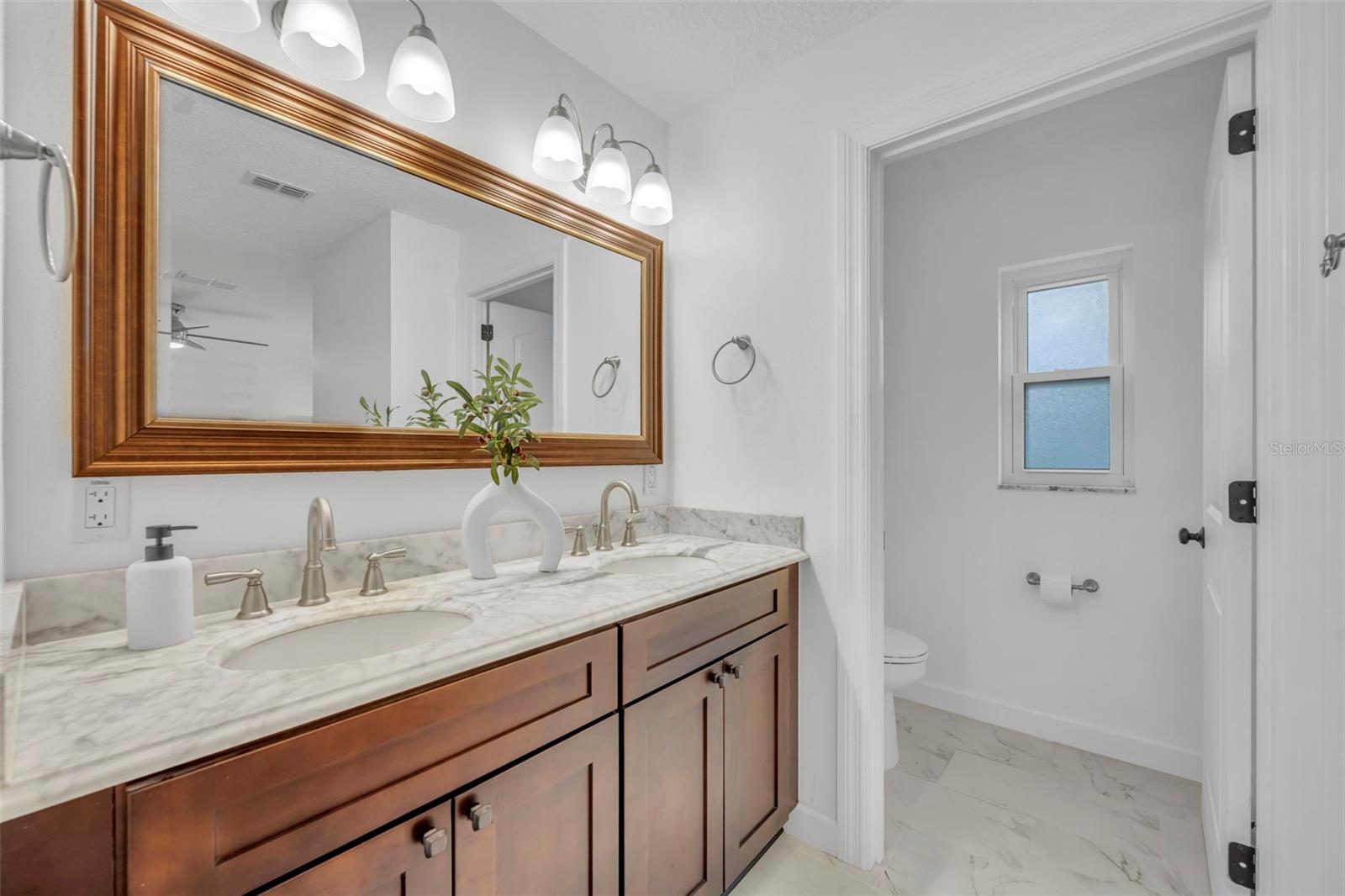 WINTER WOODS UNIT 03 - Residential