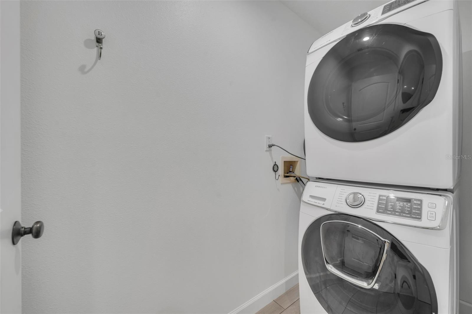 WINTER WOODS UNIT 03 - Residential