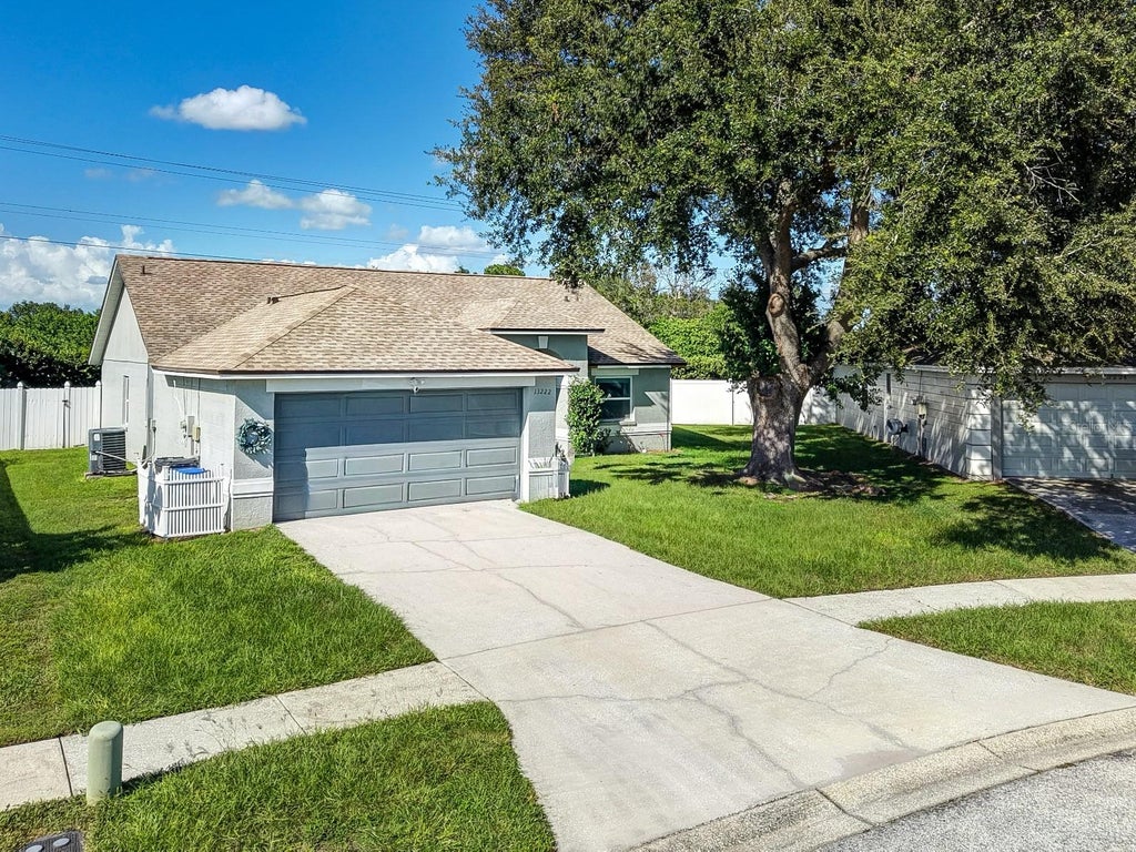 Photo of 13222 Pine Creek Circle, Riverview, FL 33579 (MLS # TB8525308)
