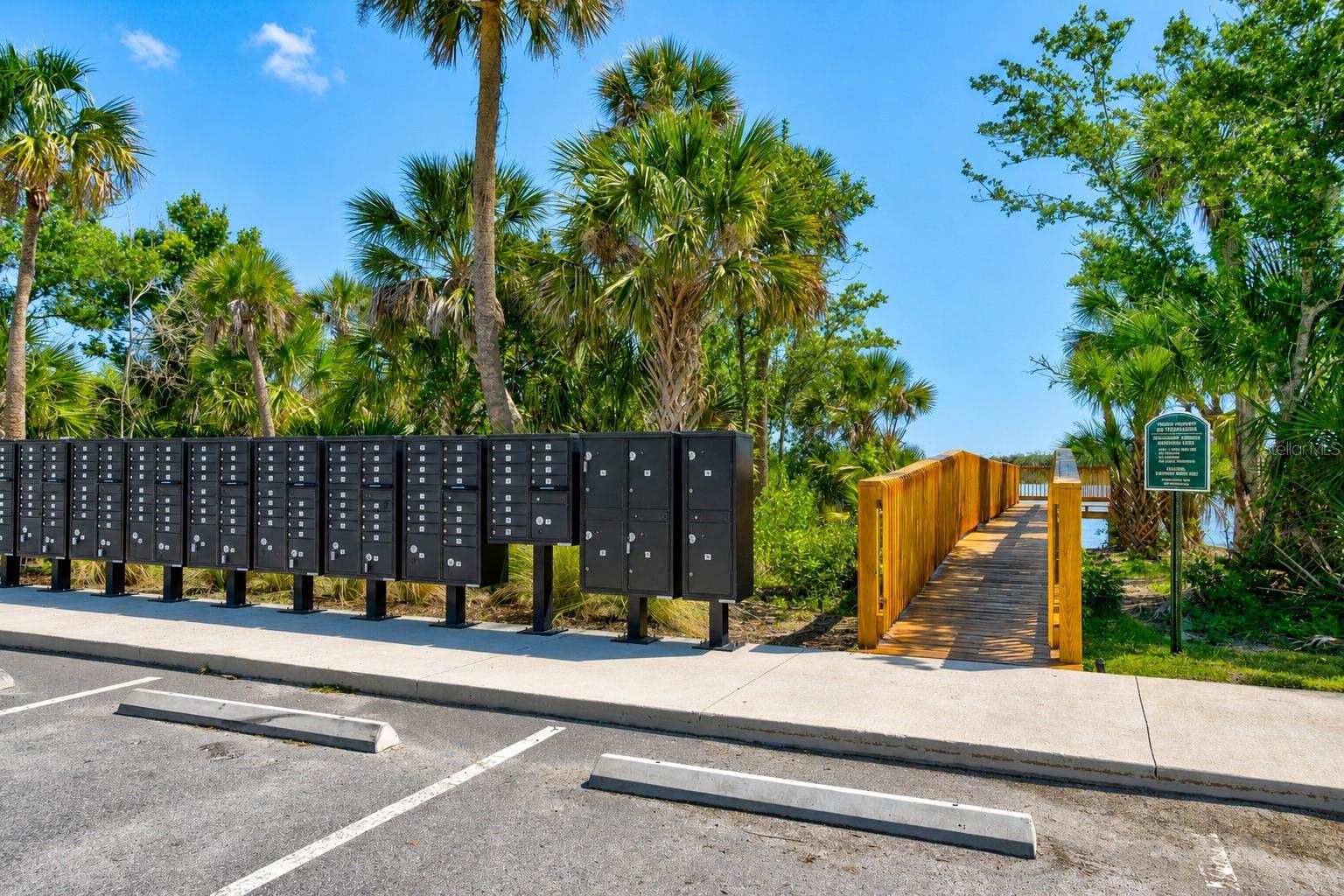 RIVERFRONT ESTATES SOUTH - Residential