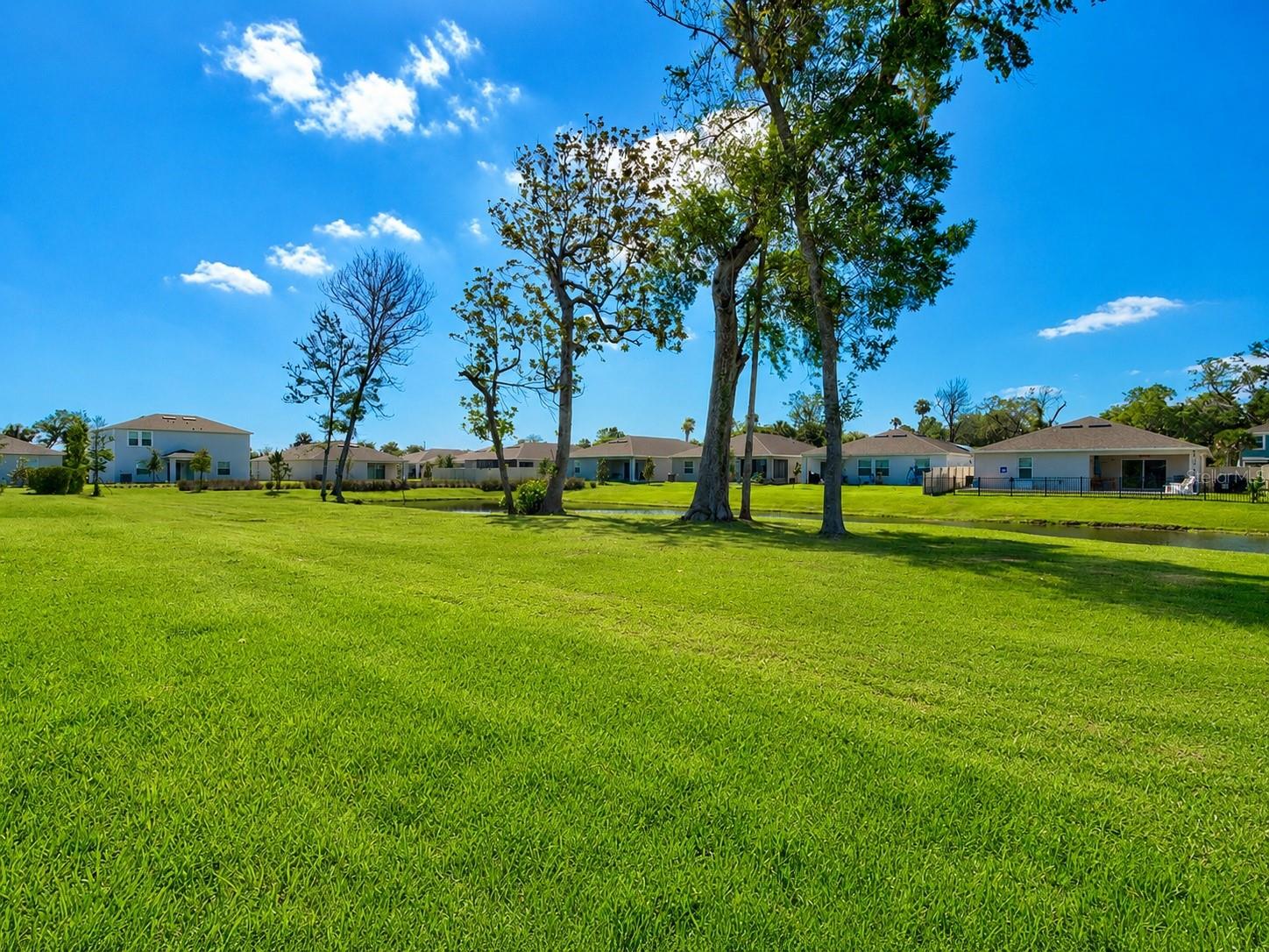RIVERFRONT ESTATES SOUTH - Residential