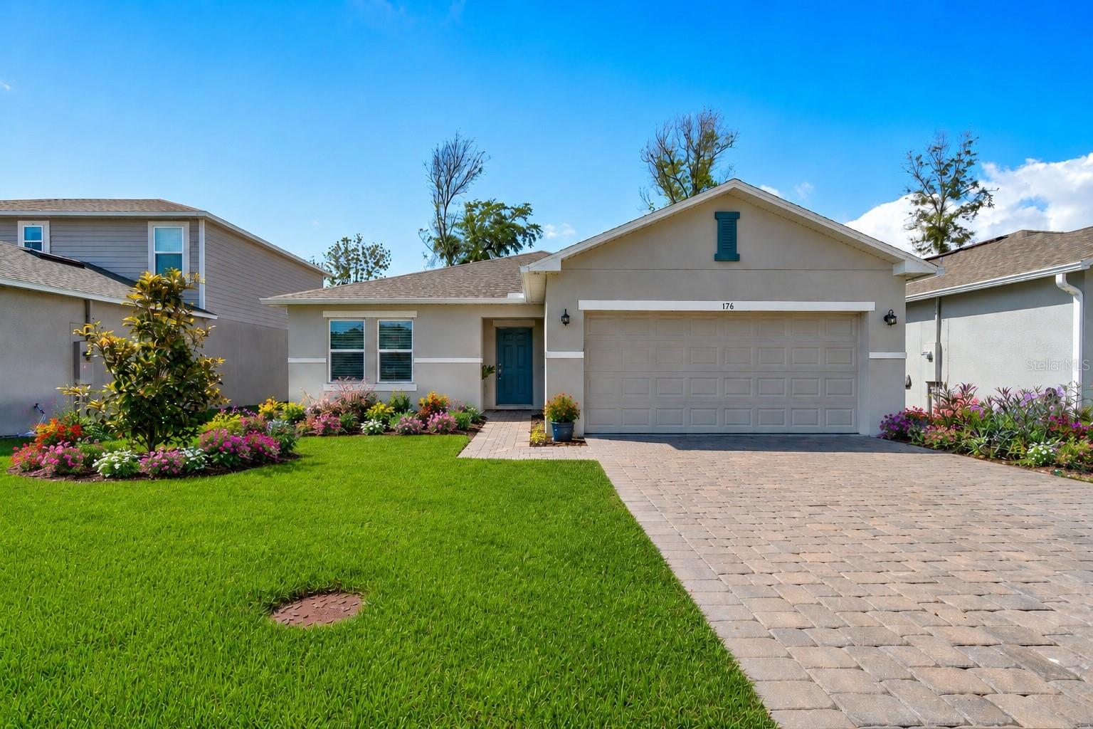 RIVERFRONT ESTATES SOUTH - Residential