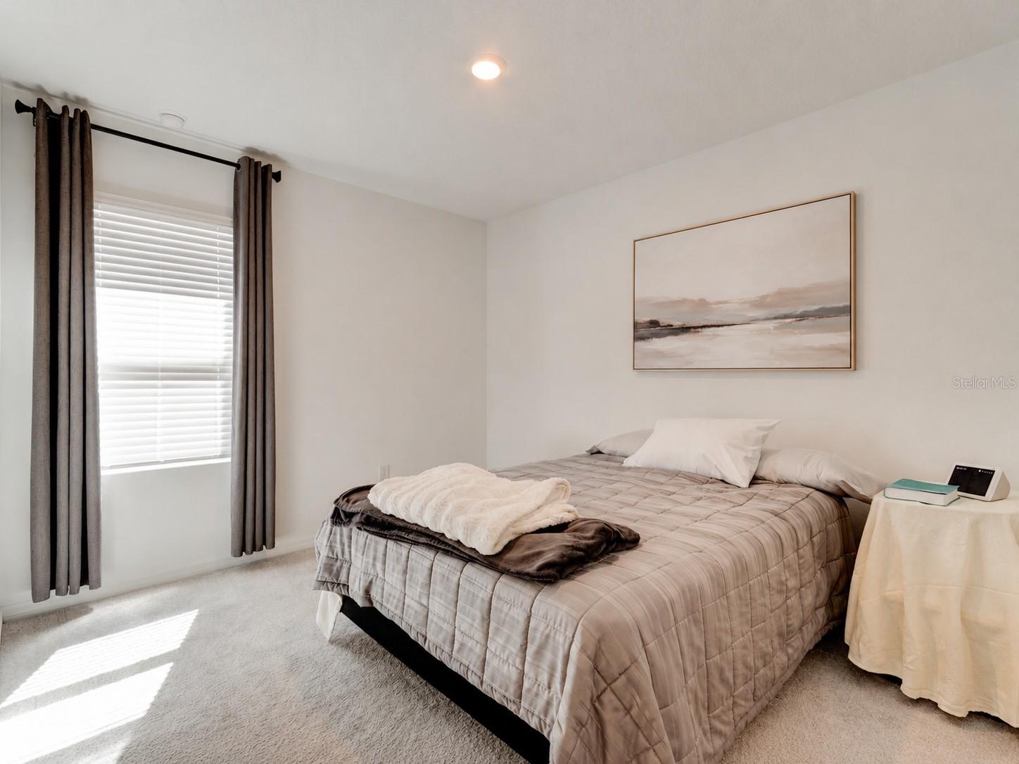 RIVERFRONT ESTATES SOUTH - Residential