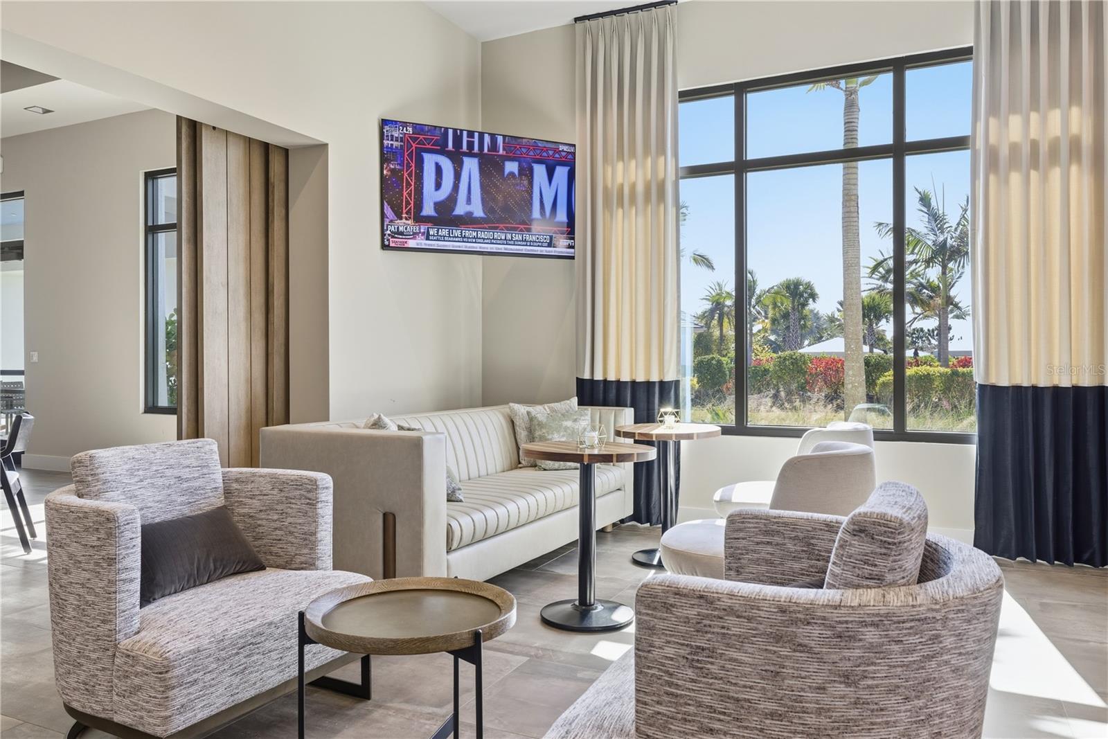 AZARIO ESPLANADE PH V - Residential