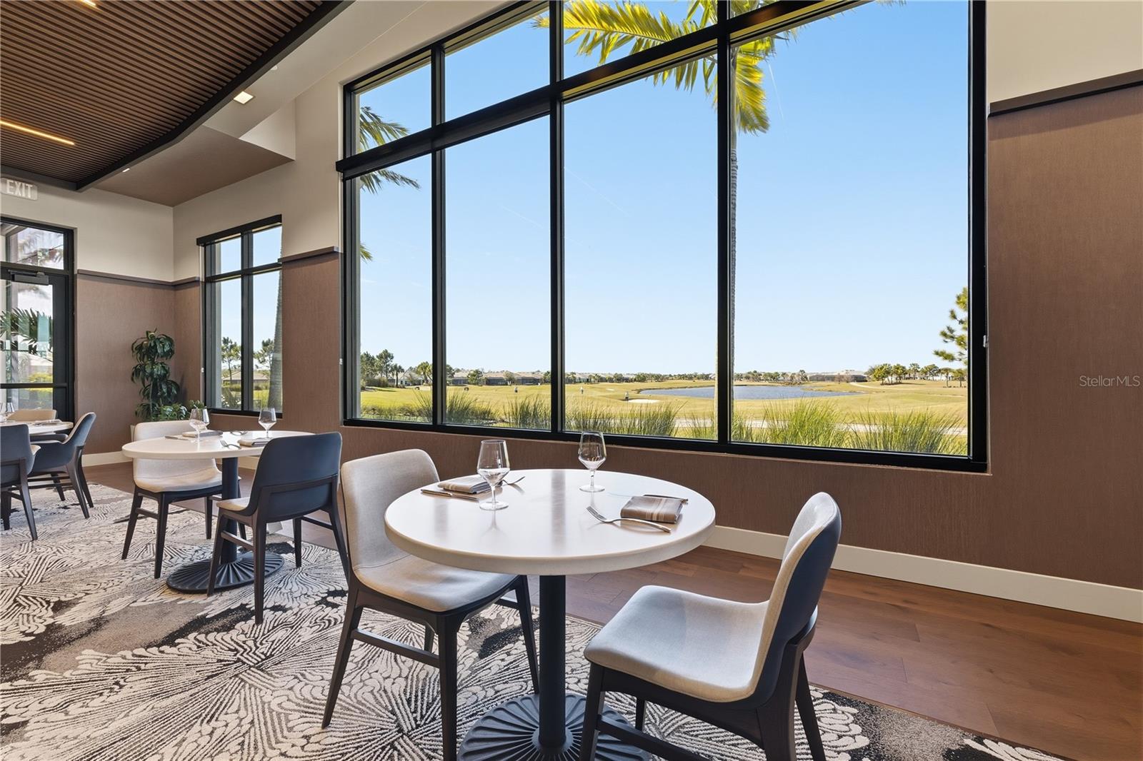 AZARIO ESPLANADE PH V - Residential