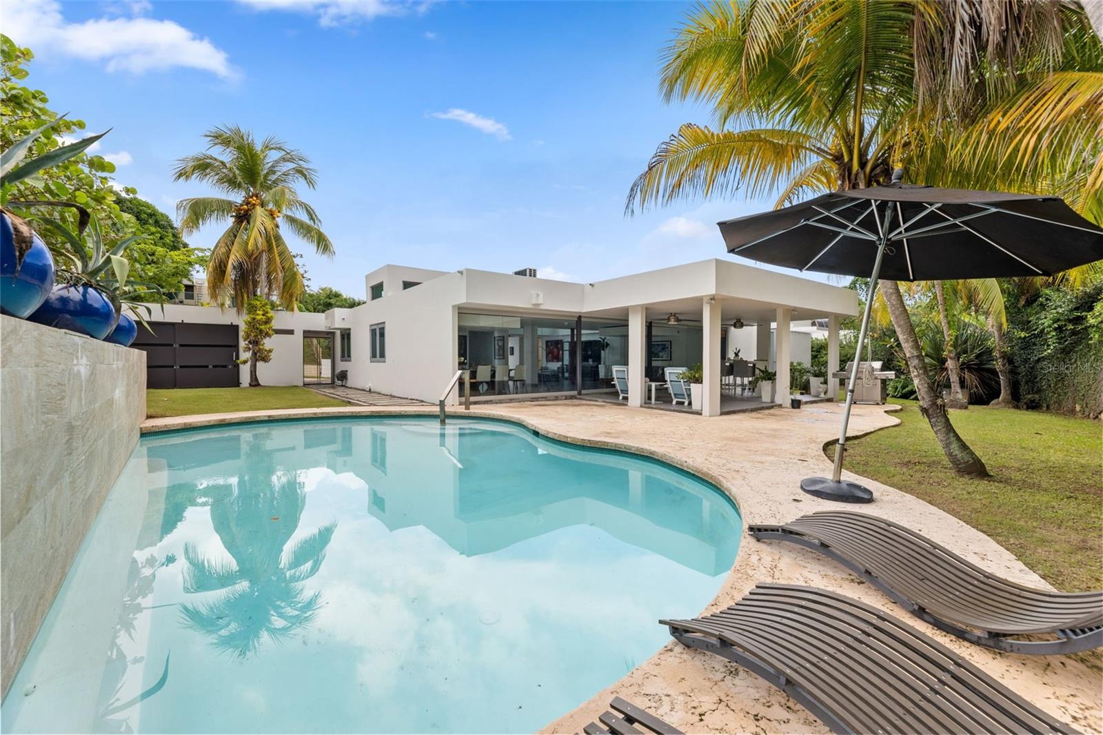 CERRO REAL - Residential Lease