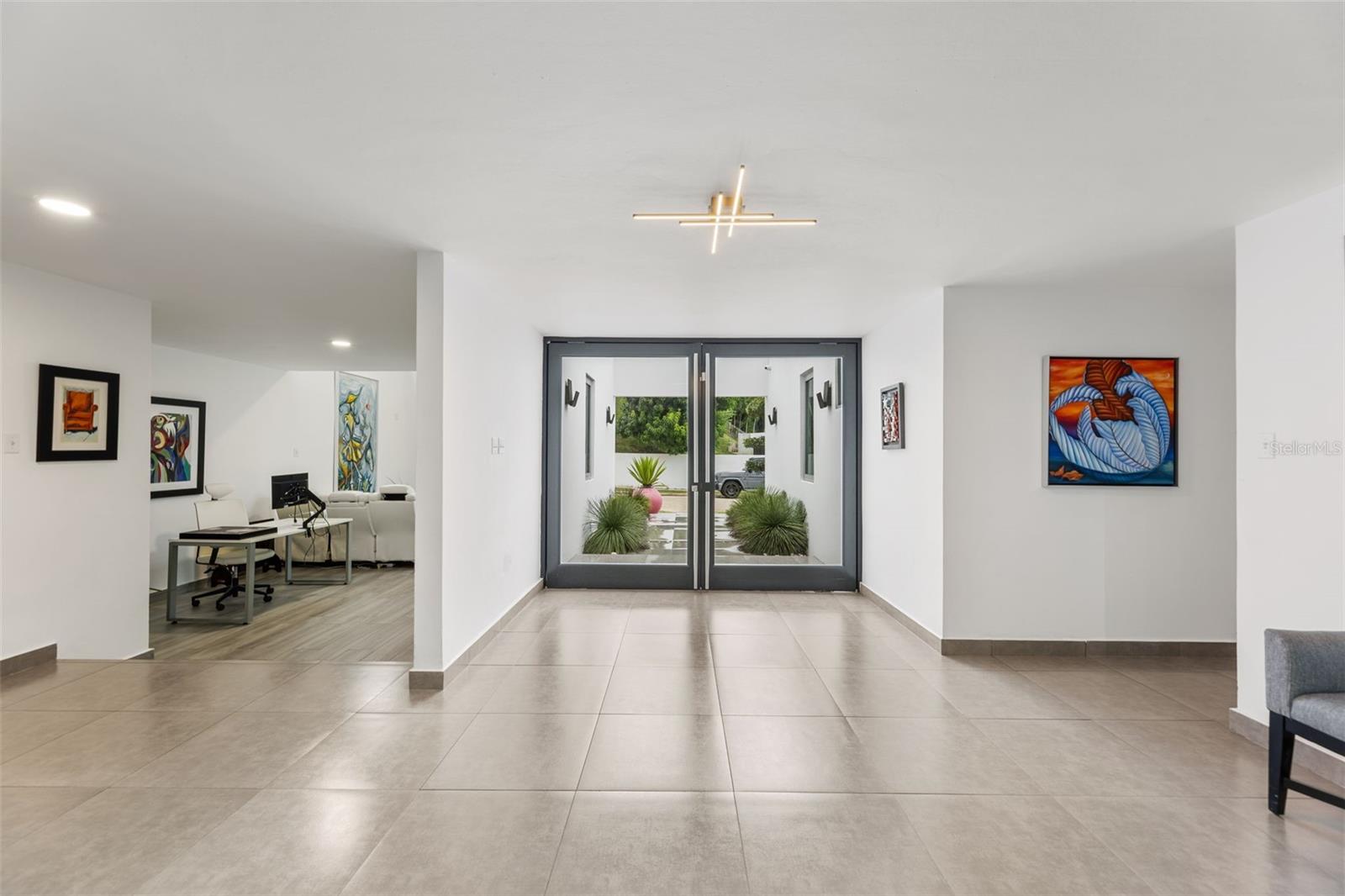 CERRO REAL - Residential Lease