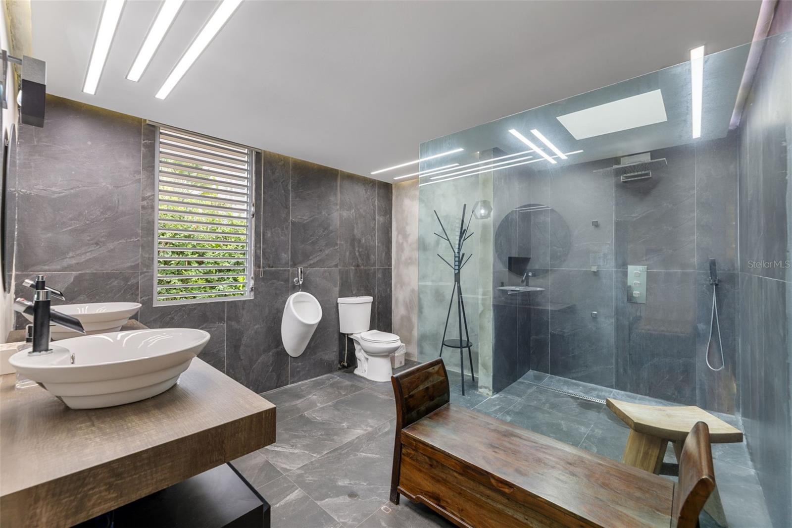 CERRO REAL - Residential Lease