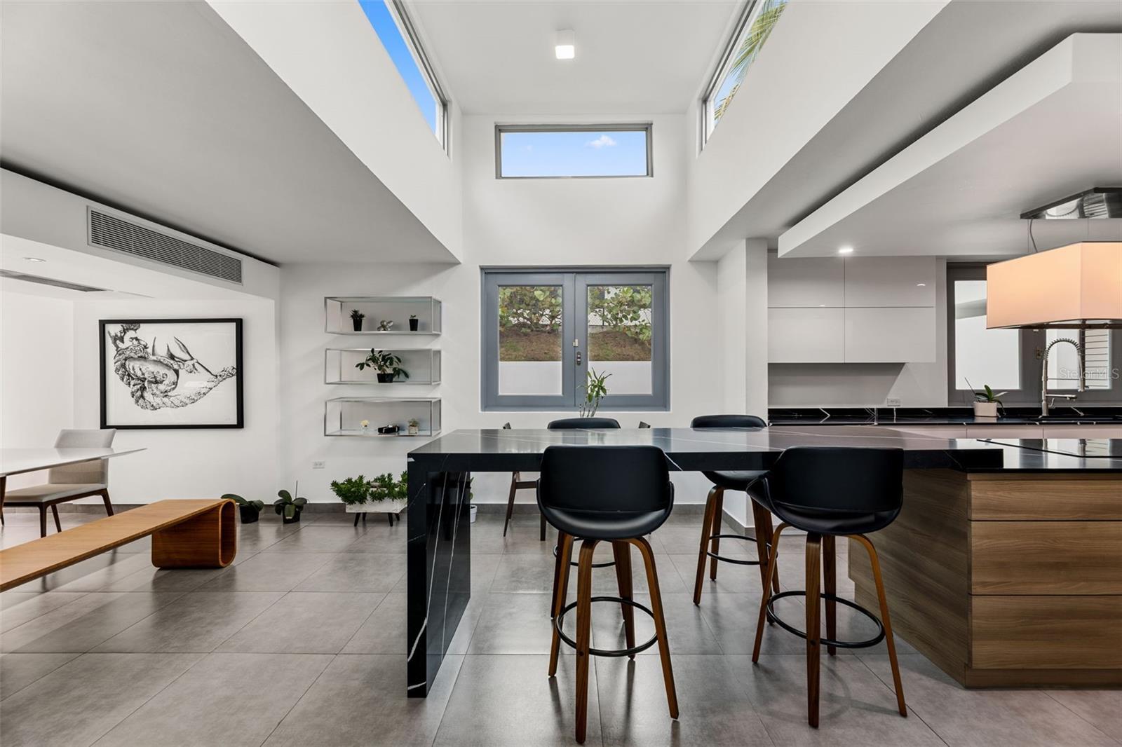 CERRO REAL - Residential Lease