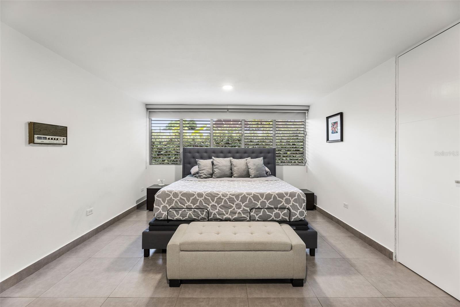 CERRO REAL - Residential Lease