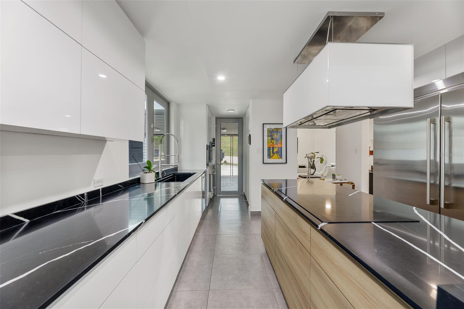 CERRO REAL - Residential Lease