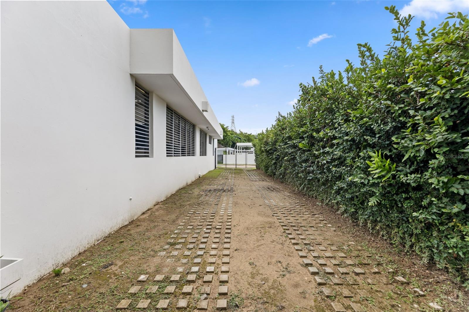 CERRO REAL - Residential Lease