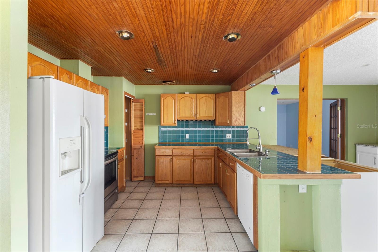 DELTONA LAKES UNIT 40 - Residential