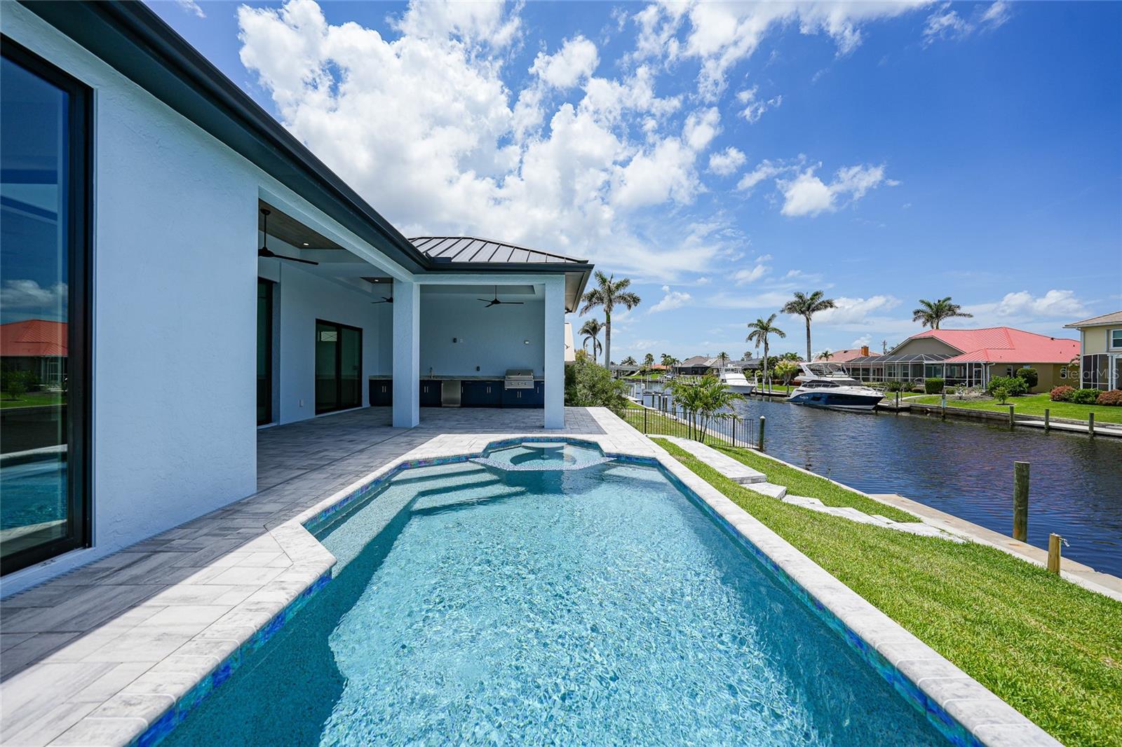 2815 CORAL WAY