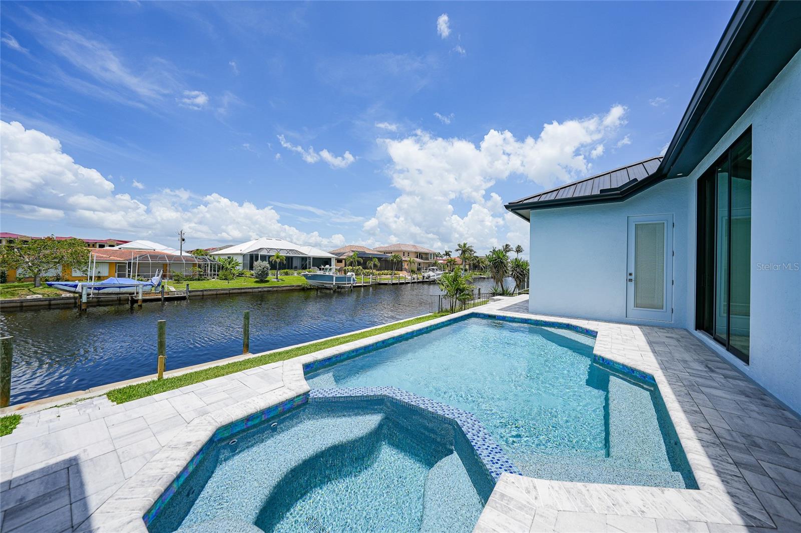 PUNTA GORDA ISLES SEC 02 - Residential