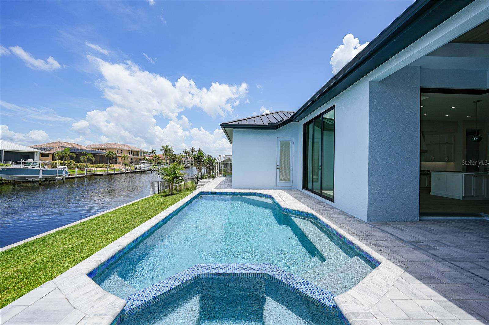 PUNTA GORDA ISLES SEC 02 - Residential