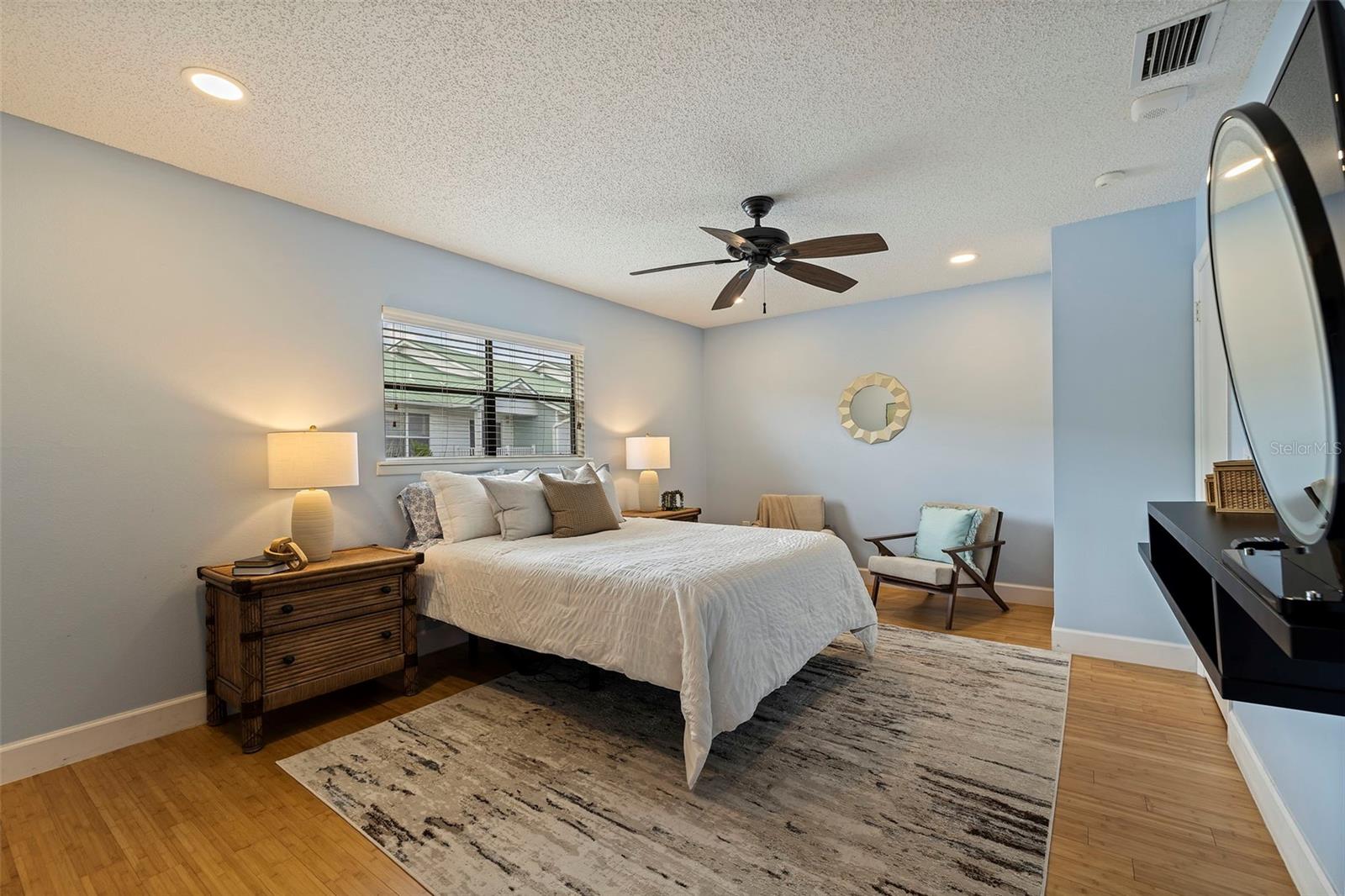 SEA SHELL OF INDIAN SHORES - Residential