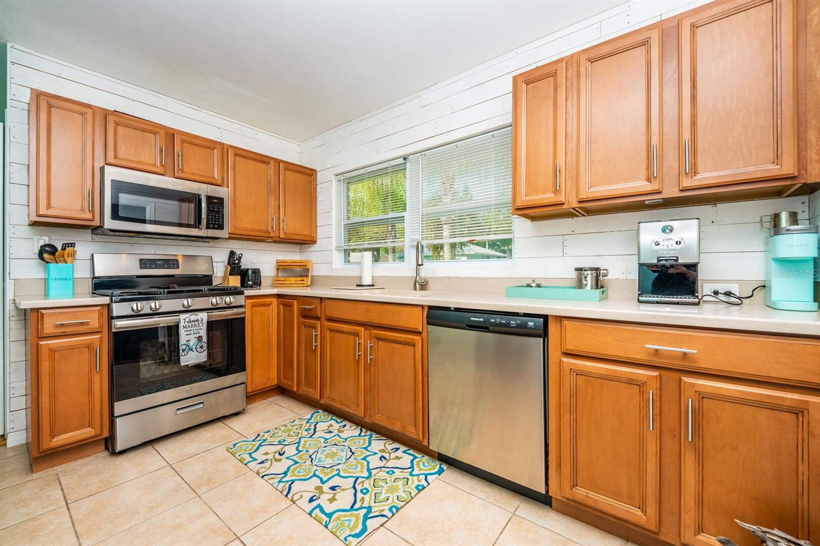 DETWILERS N 650 FT LT 02 16 17 34 NEW SMYRNA BEACH - Residential Lease